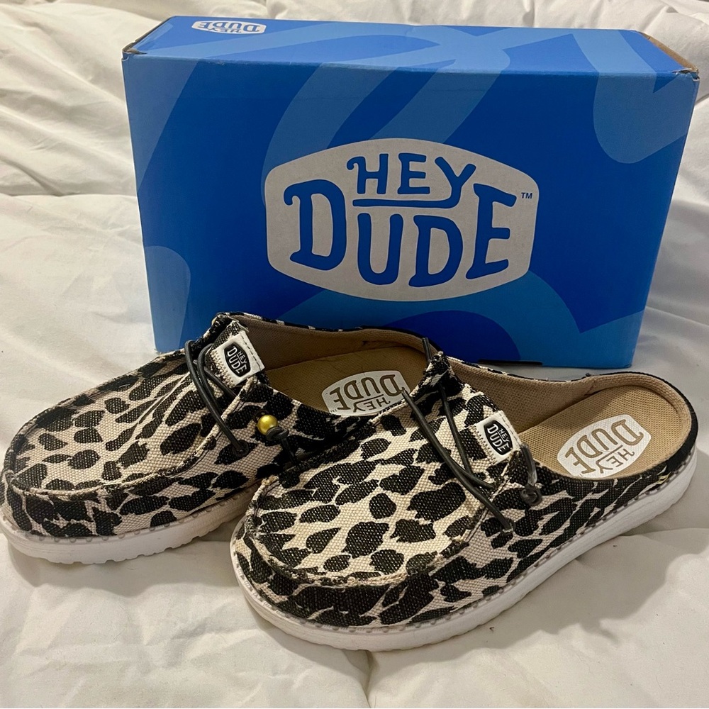 Hey Dude Black and White Leopard Flats